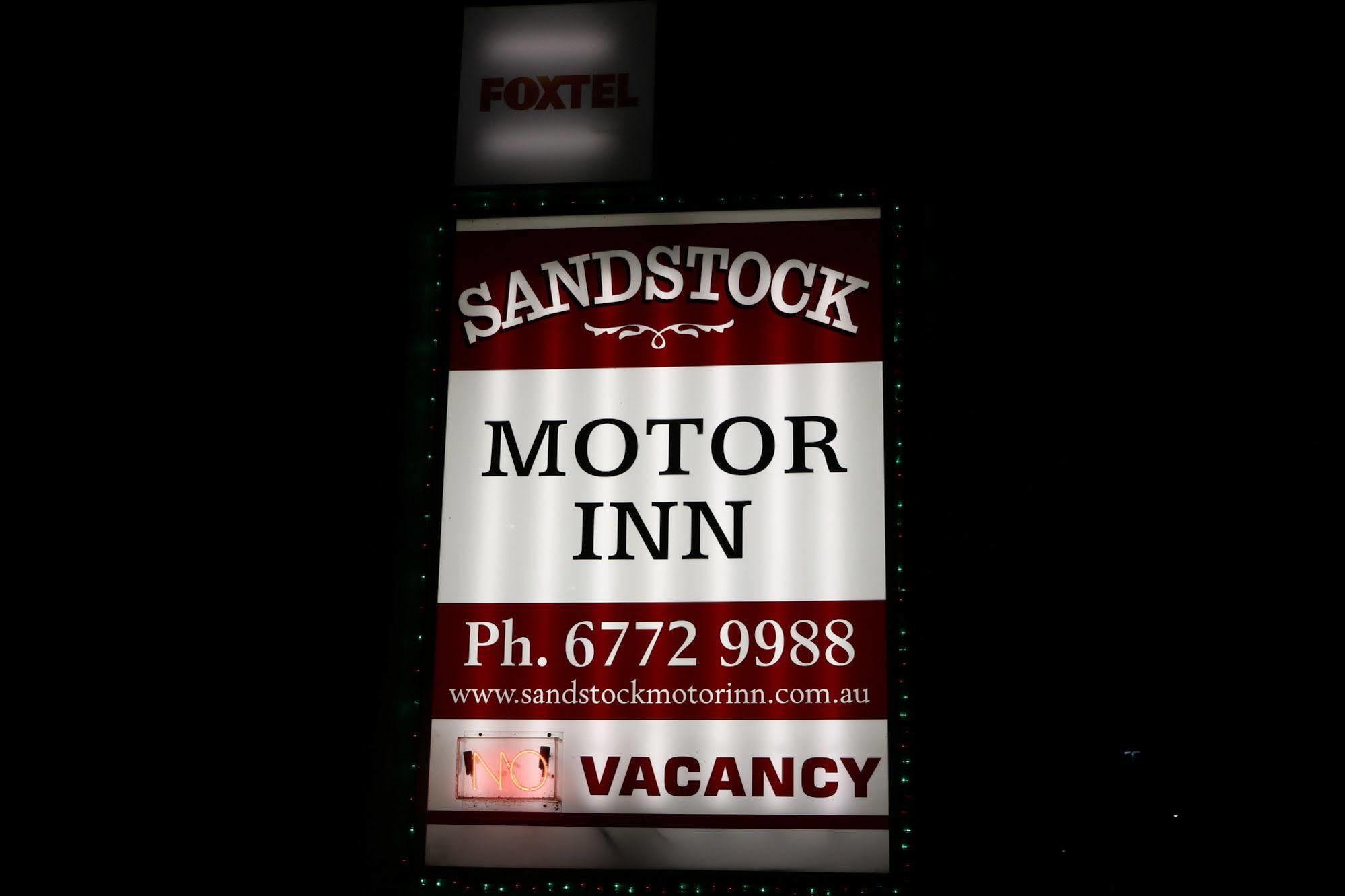 Sandstock Motor Inn Армидейл Экстерьер фото